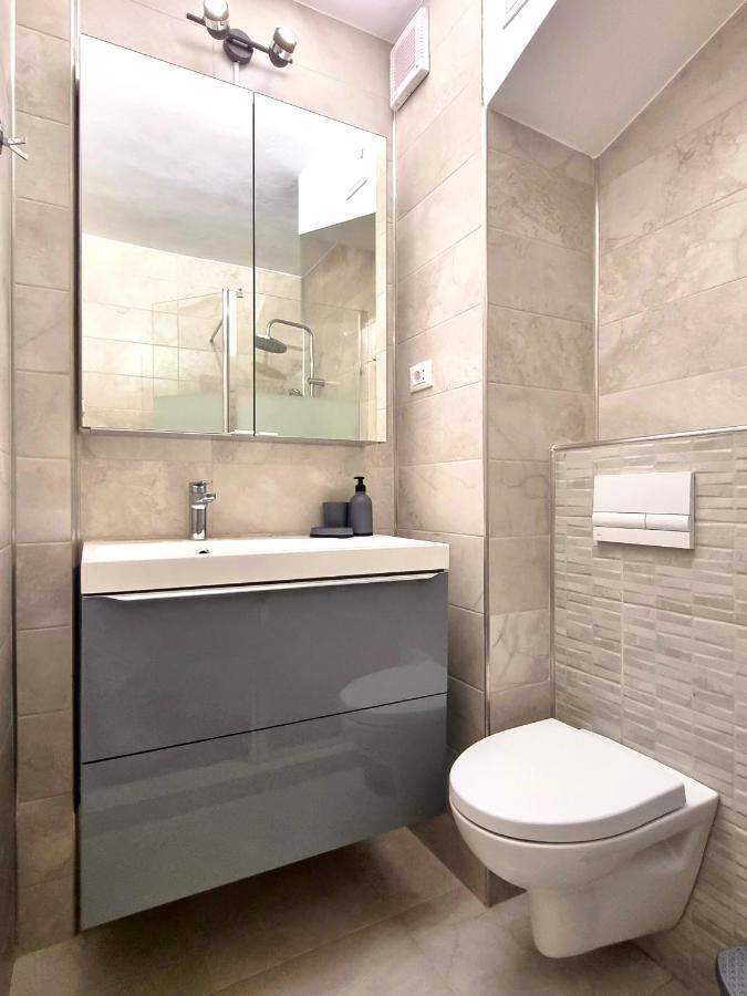 Inima Iasului - Central View Apartment Iasi Esterno foto